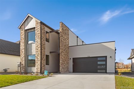 New construction Single-Family house 1724 Barefoot Drive, Windsor, CO 80550 The Huntington- photo 0