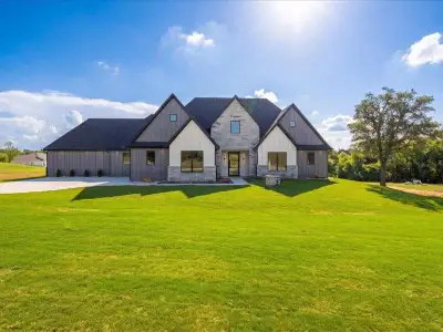 New construction Single-Family house 275 Latigo Wy, Weatherford, TX 76088 - image