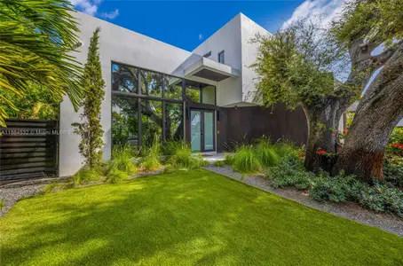 New construction Single-Family house 741 Ne 80Th St, Miami, FL 33138 - image