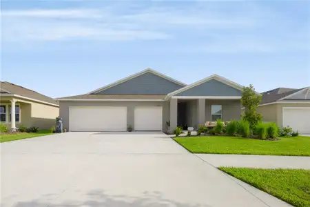 New construction Single-Family house 13421 New Jade Ave, Wimauma, FL 33598 - image