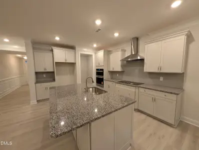 New construction Single-Family house 184 Kissington Wy, Benson, NC 27504 plan Davidson - image 2