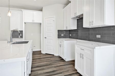 New construction Single-Family house 14167 Mellow Pine Ct, Houston, TX 77032 - image 8