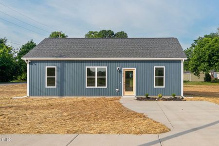 New construction Single-Family house 19 Southern Village Dr, Roxboro, NC 27573 null- photo 0