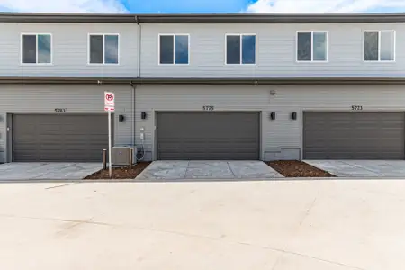 New construction Single-Family house 5775 N Jericho Wy, Aurora, CO 80019 2620- photo 1 1