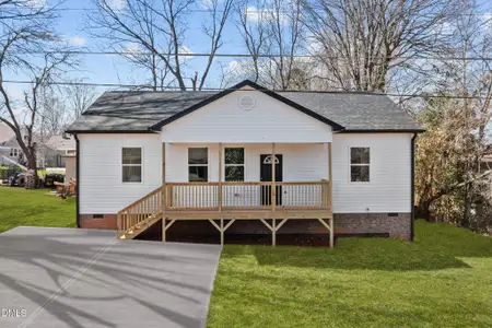 New construction Single-Family house 704 North St, Graham, NC 27253 - image