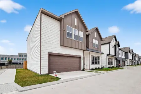 New construction Single-Family house 6702 Metro Blvd, Unit 2, Houston, TX 77083 - image