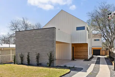 New construction Single-Family house 609 Hammack Dr, Unit 1, Austin, TX 78752 null- photo 0