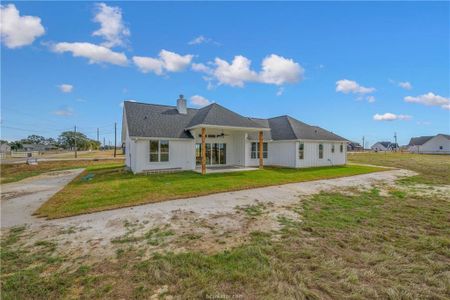 New construction Single-Family house 23 High Meadow Trl, Franklin, TX 77856 - image