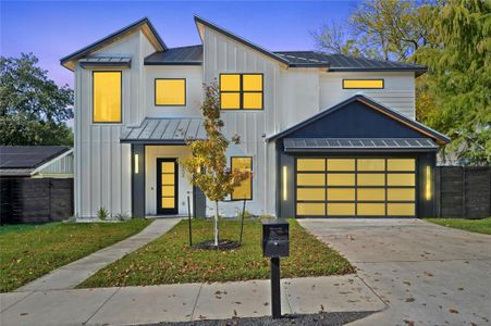 New construction Single-Family house 3006 Locke Ln, Austin, TX 78704 null- photo 0