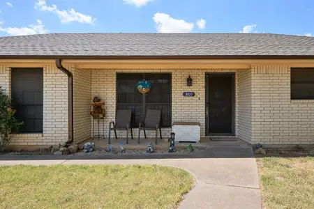 New construction Single-Family house 801 Hanover St, Weatherford, TX 76086 - image