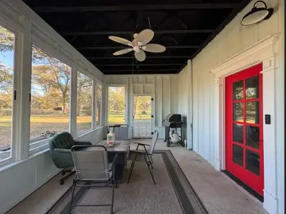 New construction Single-Family house 4827 Ross Rd, Waco, TX 76705 - image