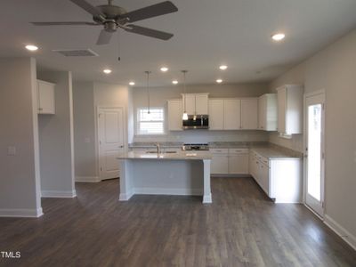 New construction Single-Family house 73 High Hampton Wy, Fuquay Varina, NC 27526 null- photo 3 3