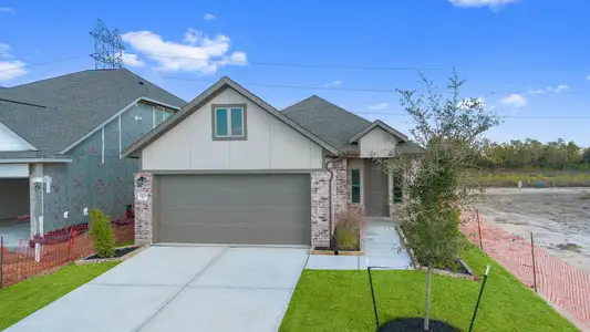 New construction Single-Family house 13219 Padre Bay Ln, Rosharon, TX 77583 plan Gray - image