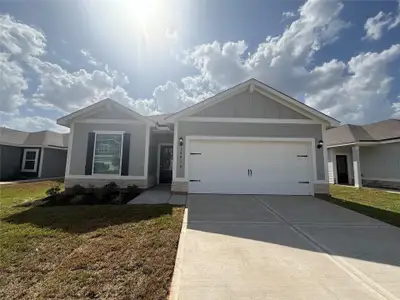 New construction Single-Family house 15875 Berry Hill Dr, Conroe, TX 77303 - image
