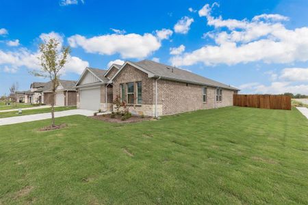 New construction Single-Family house 110 Arcane St, Greenville, TX 75402 The Henderson- photo 2 2