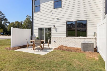 New construction Townhouse house 1940 Westwind St, Lawrenceville, GA 30043 Sawnee- photo 1 1