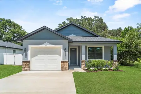 New construction Single-Family house 213 Cordova Rd, Auburndale, FL 33823 - image