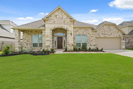 Elm Estates by Century Communities in Angleton - photo 0 0