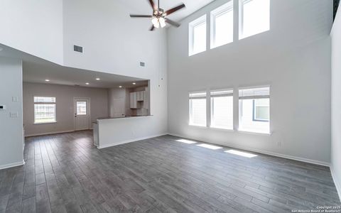 New construction Single-Family house 1216 Sweden, Seguin, TX 78155 Rio Grande- photo 17 17
