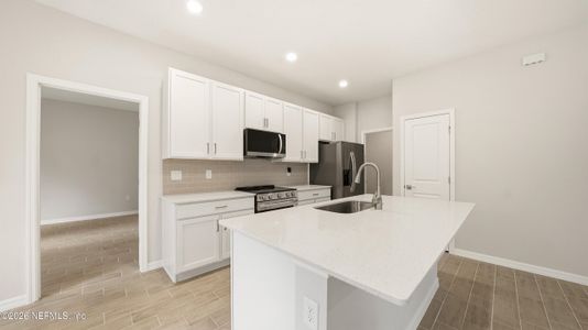 New construction Single-Family house 17 Sleigh Bell Pl, Palm Coast, FL 32164 plan Madison - image 8