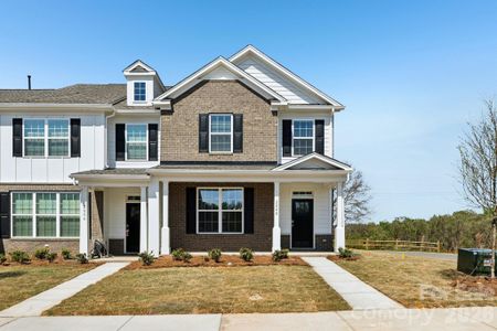 New construction Townhouse house 2000 Harlequin Dr, Indian Trail, NC 28079 plan Collin - image