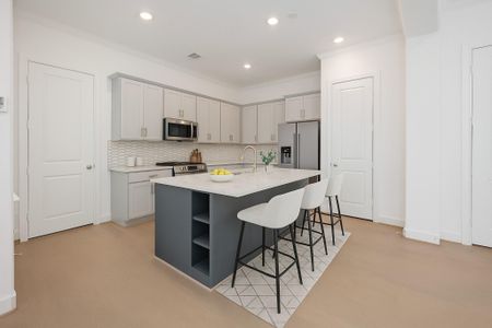 New construction Single-Family house 833 Fisher St, Unit C, Houston, TX 77018 - image 7