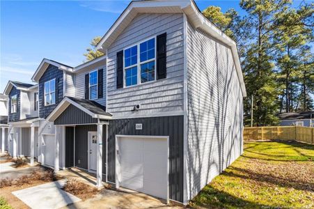 New construction Townhouse house 1010 Laurel St, Fayetteville, NC 28303 - image
