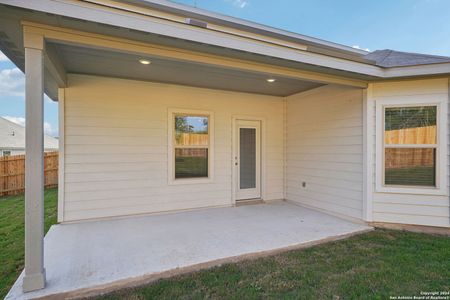 New construction Single-Family house 552 Shelton Pass, Cibolo, TX 78108 The Pearl (C452)- photo 42 42