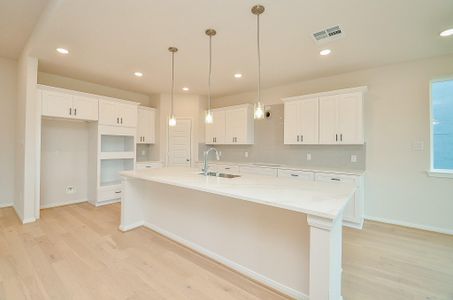 New construction Single-Family house 20637 Dynamic Ct, Humble, TX 77338 plan Keystone - image 6