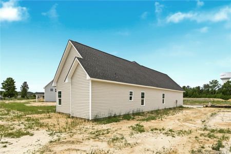 New construction Single-Family house 270 Cambray Downs Ct, Raeford, NC 28376 - image