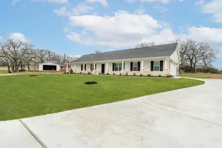 New construction Single-Family house 113 Aslan Rd, Poolville, TX 76487 null- photo 7 7