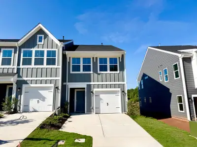 New construction Single-Family house 1062 Tea Rose Ct, Durham, NC 27703 plan Foxglove - image