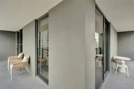 New construction Condo house 159 Ne 6Th St, Unit 3302, Miami, FL 33132 - image
