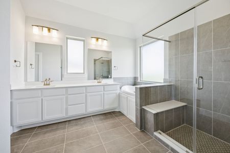 New construction Single-Family house 120 Rancher Trl, Waxahachie, TX 75165 plan Belmont - image 13