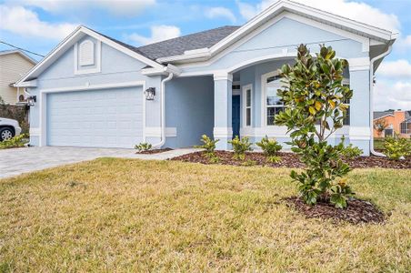 New construction Single-Family house 9 Clee Court, Palm Coast, FL 32137 - photo 1 1