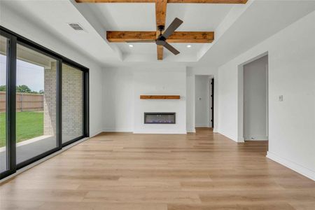 New construction Single-Family house 307 Boots Ct, Lorena, TX 76655 plan Barton Creek - image 11