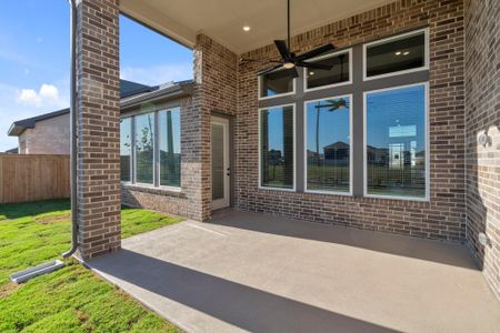 New construction Single-Family house 32405 Forktail Lake Dr, Fulshear, TX 77441 plan Rivercrest - 60' Lot - image