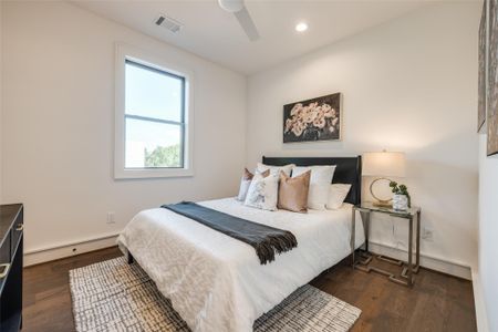 New construction Single-Family house 2434 Quenby St, Houston, TX 77005 - image 15