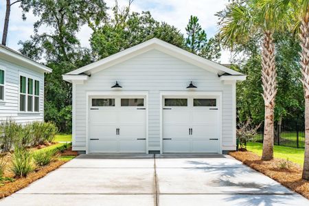 New construction Single-Family house 230 River Oak Dr, Mount Pleasant, SC 29464 - image