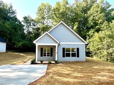 New construction Single-Family house 1113 Goldsboro Avenue, Statesville, NC 28677 - photo 0