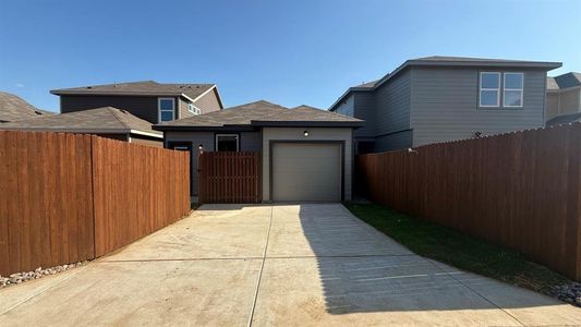 New construction Single-Family house 3113 Pecan Farm Ln, Fort Worth, TX 76140 - image