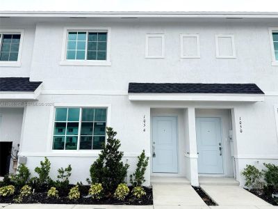 New construction Townhouse house 1054 Nw 6 St, Unit 1054, Florida City, FL 33034 - image