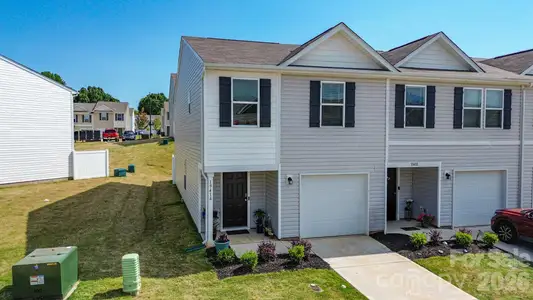 New construction Townhouse house 1941 Tranquility Cir, Unit A, Newton, NC 28658 plan Holly Springs - image