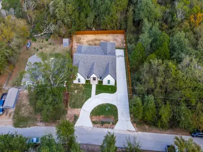 New construction Single-Family house 404 Luzon St, Tool, TX 75143 - image