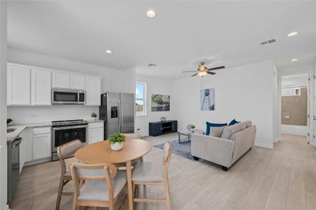 New construction Townhouse house 2155 Hofstaat, New Braunfels, TX 78130 null- photo 9 9