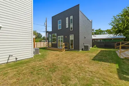 New construction Single-Family house 1169 Bedford St, Austin, TX 78702 - image