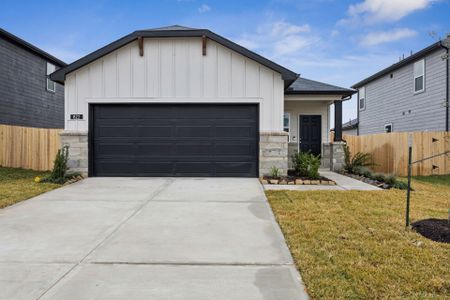 New construction Single-Family house 2068 Marymere Falls Dr, Dayton, TX 77535 plan Beeville - image