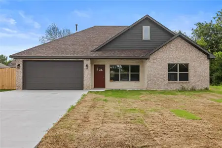 New construction Single-Family house 106 N Lackey St, Tom Bean, TX 75489 - image