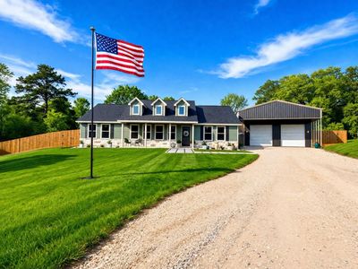 New construction Single-Family house 186 Ricky Rd, Livingston, TX 77351 - image