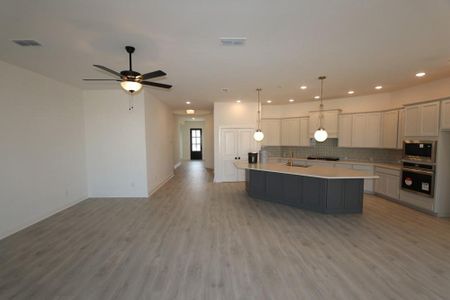 New construction Single-Family house 5831 Pink Coral Ln, Manvel, TX 77578 The Pinto- photo 16 16